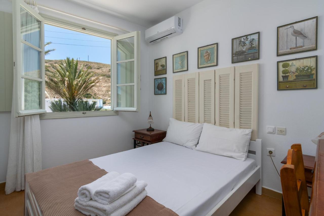 Areti'S Milos Guesthouses Адамас Екстер'єр фото